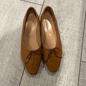Women’s ballet flats